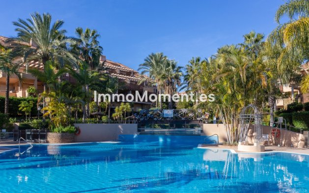Reventa - Apartamento - Marbella - Río Real