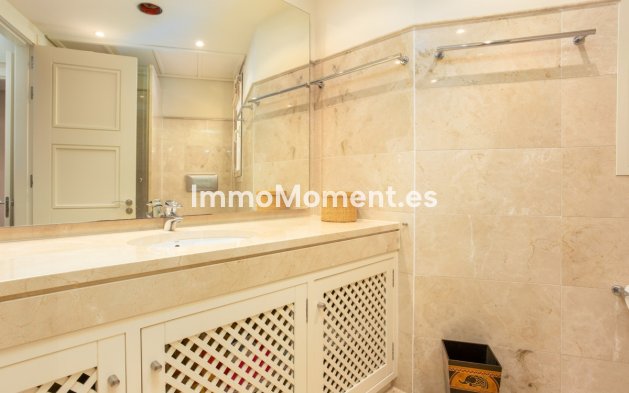 Reventa - Apartamento - Marbella - Río Real