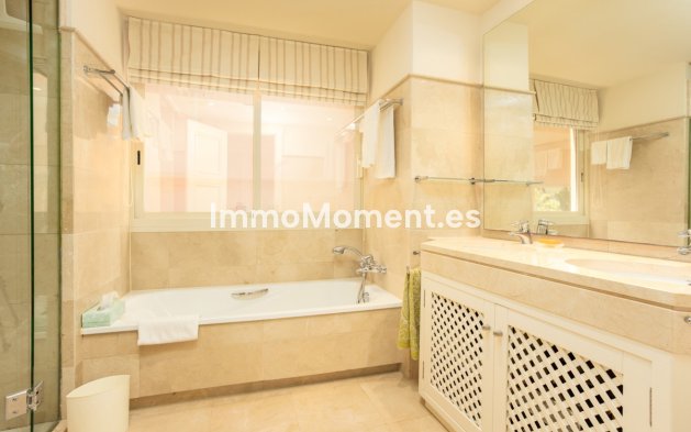 Reventa - Apartamento - Marbella - Río Real