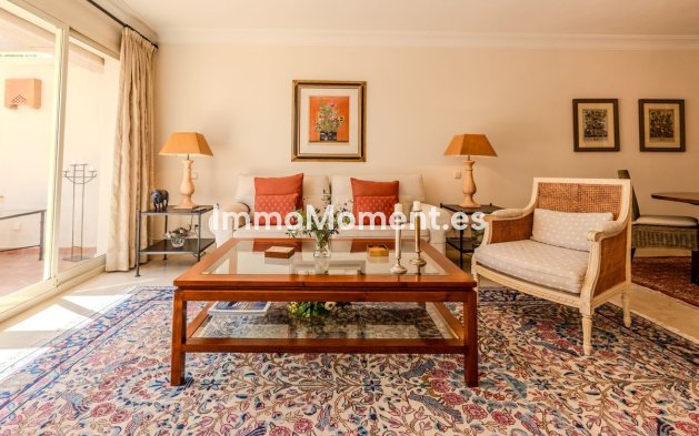 Reventa - Apartamento - Marbella - Río Real