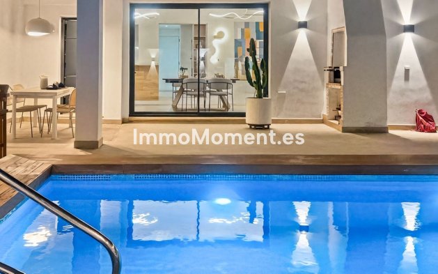 Revente - Villa - Marbella - Costabella
