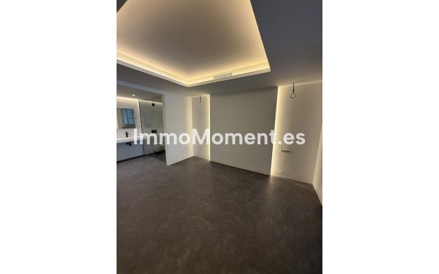 Wiederverkauf - Wohnung - Marbella - Nueva Andalucía