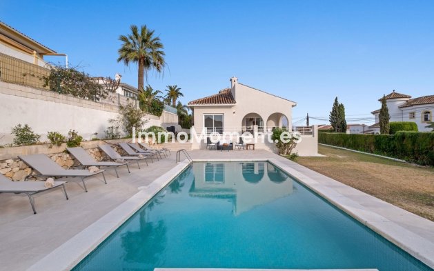 Wiederverkauf - Villa - Marbella - Elviria