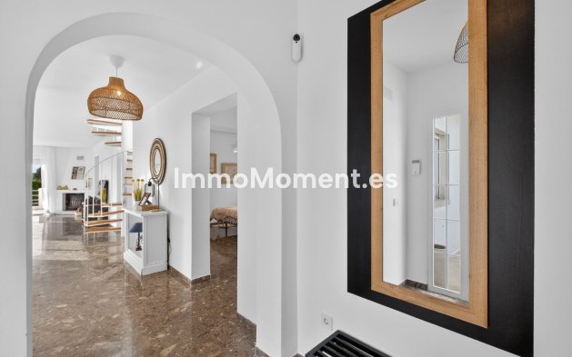 Wiederverkauf - Villa - Marbella - Elviria