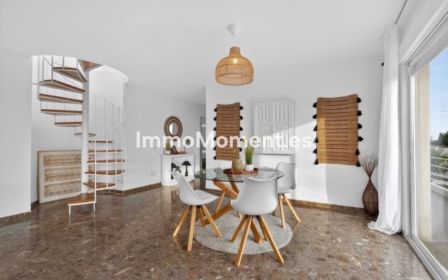 Wiederverkauf - Villa - Marbella - Elviria