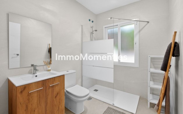 Wiederverkauf - Villa - Marbella - Elviria