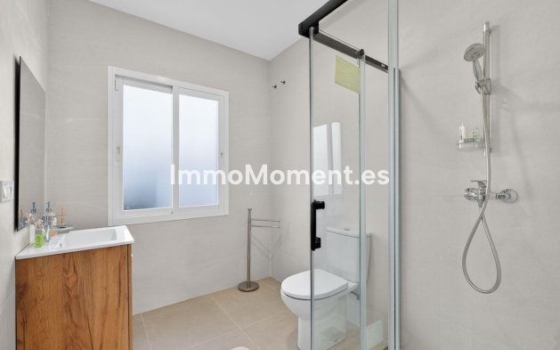 Wiederverkauf - Villa - Marbella - Elviria