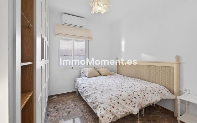 Wiederverkauf - Villa - Marbella - Elviria