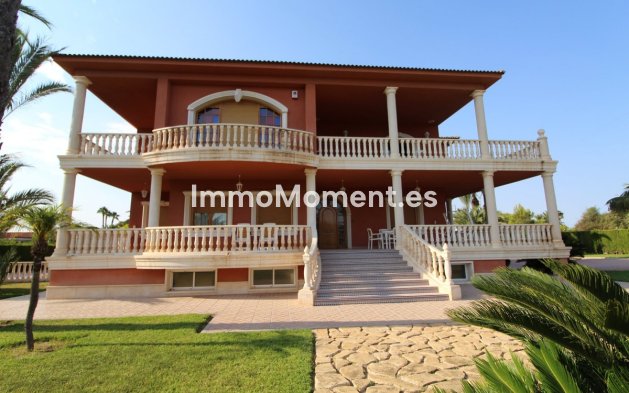 Reventa - Casa de campo - Elche - Valverde