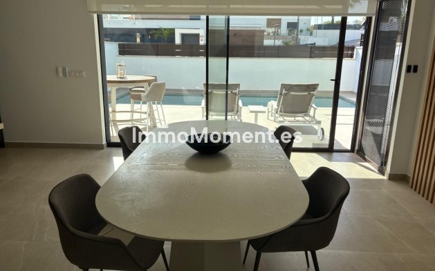 Revente - Villa - Algorfa - La Finca Golf