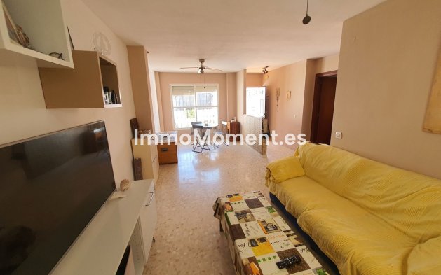 Revente - Maison mitoyenne - Intérieur                       - Churriana