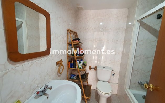 Revente - Maison mitoyenne - Intérieur                       - Churriana