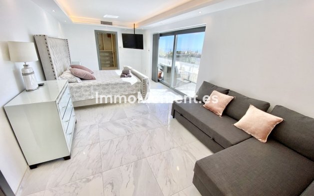 Wiederverkauf - Villa - Benalmadena - Benalmadena Pueblo