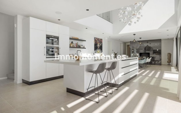 Revente - Villa - Benahavís - Benahavís Centro