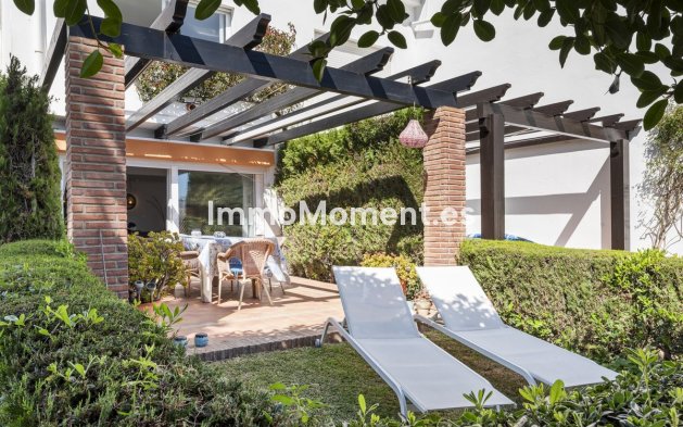 Revente - Maison mitoyenne - Estepona  - Estepona Centro