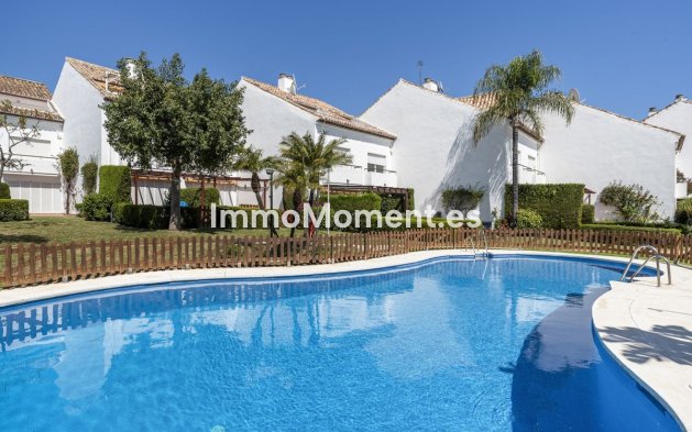 Revente - Maison mitoyenne - Estepona  - Estepona Centro