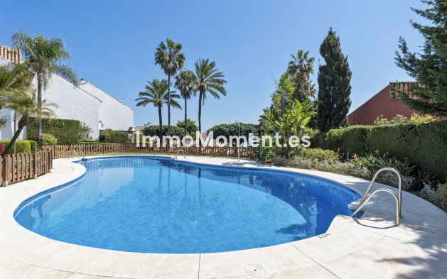 Revente - Maison mitoyenne - Estepona  - Estepona Centro