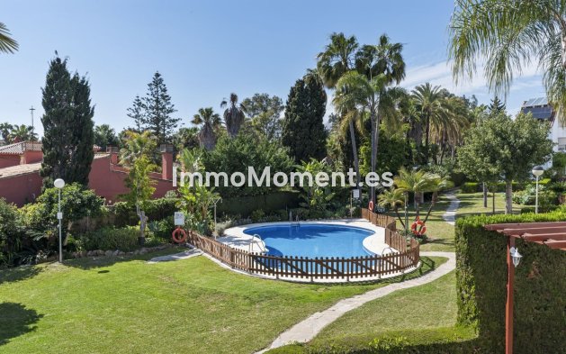 Revente - Maison mitoyenne - Estepona  - Estepona Centro