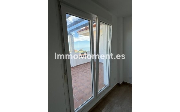 Resale - Apartment - Manilva - La Duquesa
