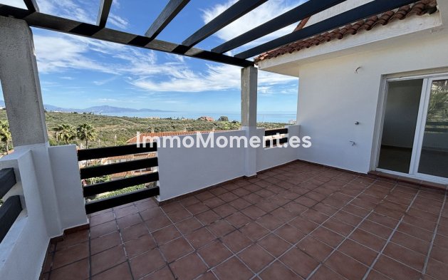 Resale - Apartment - Manilva - La Duquesa