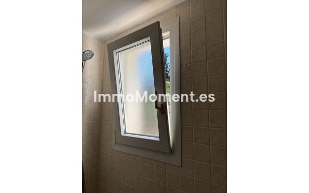 Resale - Apartment - Manilva - La Duquesa