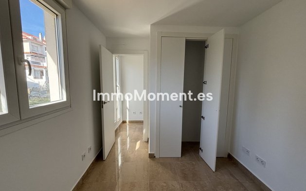Resale - Apartment - Manilva - La Duquesa