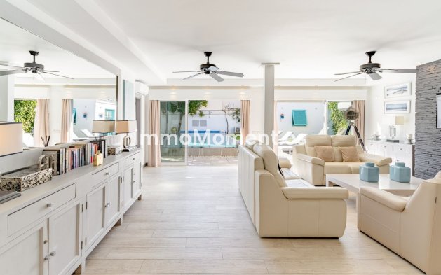 Wiederverkauf - Villa - Estepona  - Estepona Centro