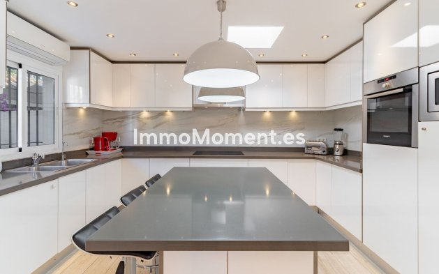 Wiederverkauf - Villa - Estepona  - Estepona Centro