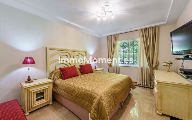 Bestaande woning - Villa - Estepona  - Benamara