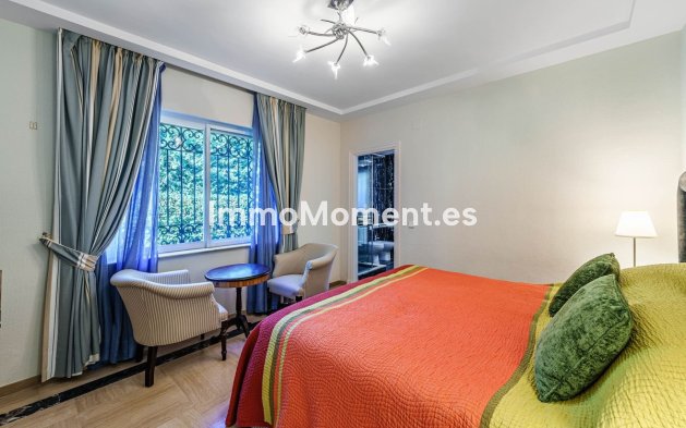Bestaande woning - Villa - Estepona  - Benamara