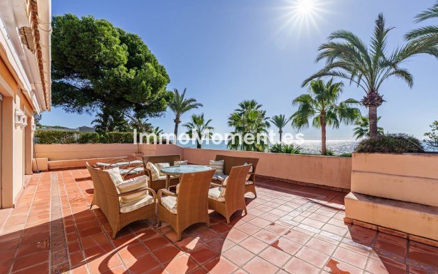 Bestaande woning - Villa - Estepona  - Benamara
