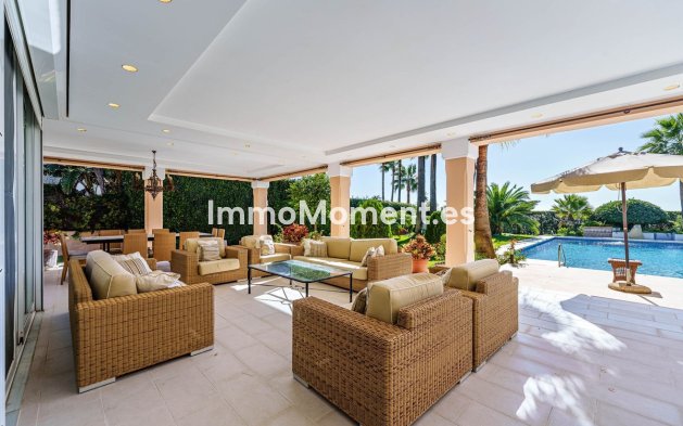 Bestaande woning - Villa - Estepona  - Benamara