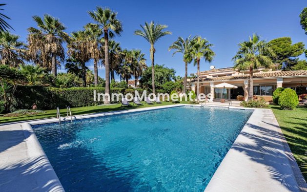 Bestaande woning - Villa - Estepona  - Benamara