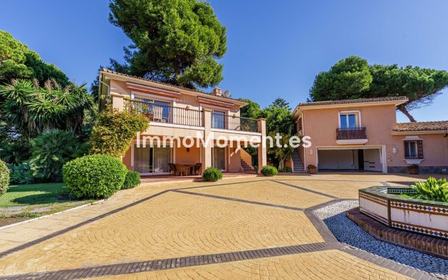 Bestaande woning - Villa - Estepona  - Benamara