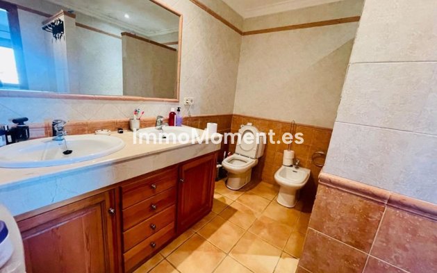 Bestaande woning - Villa - Estepona  - Cancelada