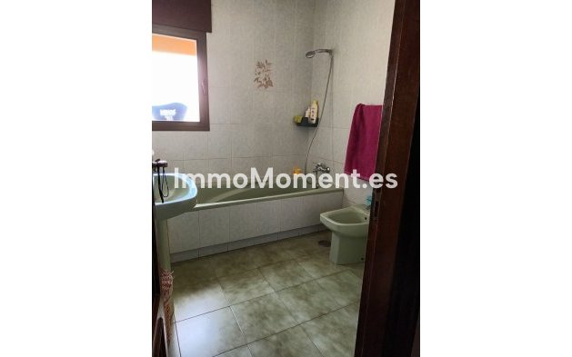Bestaande woning - Villa - Estepona  - Cancelada