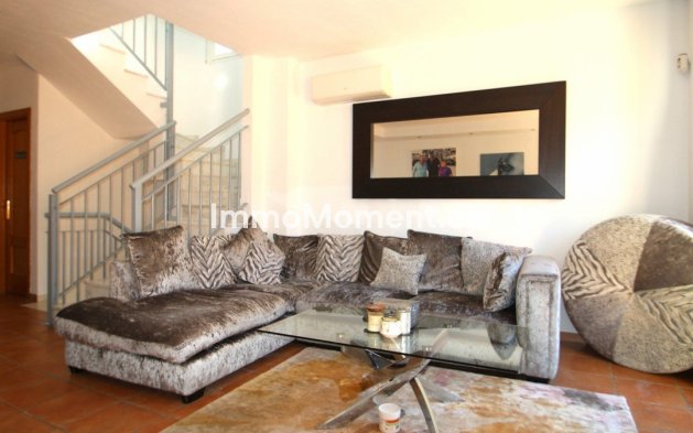 Resale - Villa - Fuengirola - Los Pacos