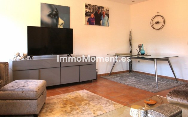 Resale - Villa - Fuengirola - Los Pacos