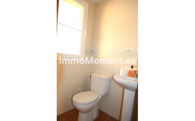 Resale - Villa - Fuengirola - Los Pacos