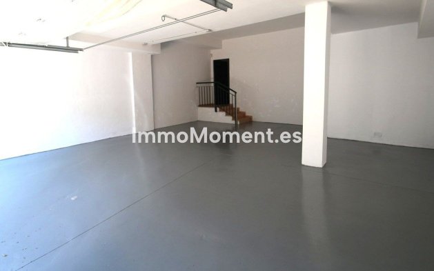 Resale - Villa - Fuengirola - Los Pacos