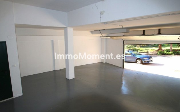 Resale - Villa - Fuengirola - Los Pacos