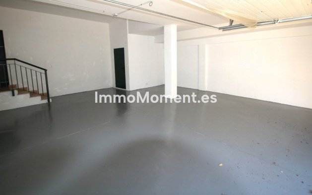 Resale - Villa - Fuengirola - Los Pacos