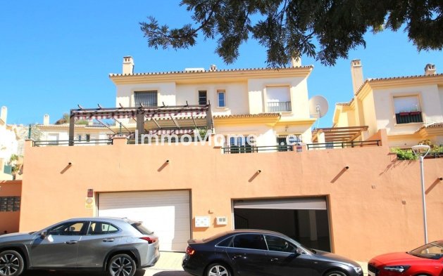 Resale - Villa - Fuengirola - Los Pacos
