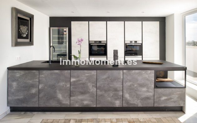 Wiederverkauf - Wohnung - Marbella - Puerto Banús