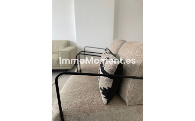 Resale - Apartment - Marbella - Elviria