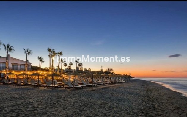 Resale - Apartment - Marbella - Elviria