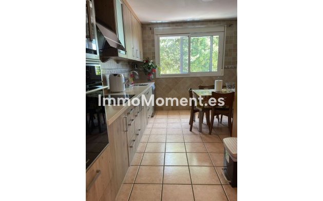 Wiederverkauf - Reihenhaus - Estepona  - Estepona Centro