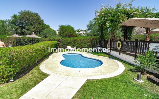 Wiederverkauf - Wohnung - Estepona  - Selwo