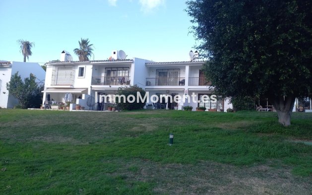 Wiederverkauf - Reihenhaus - Estepona  - New Golden Mile