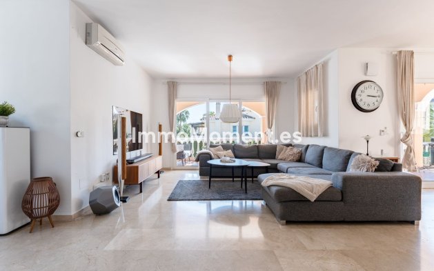 Resale - Villa - Benalmadena - La Capellania